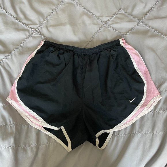 Nike running shorts - Picture 1 of 2